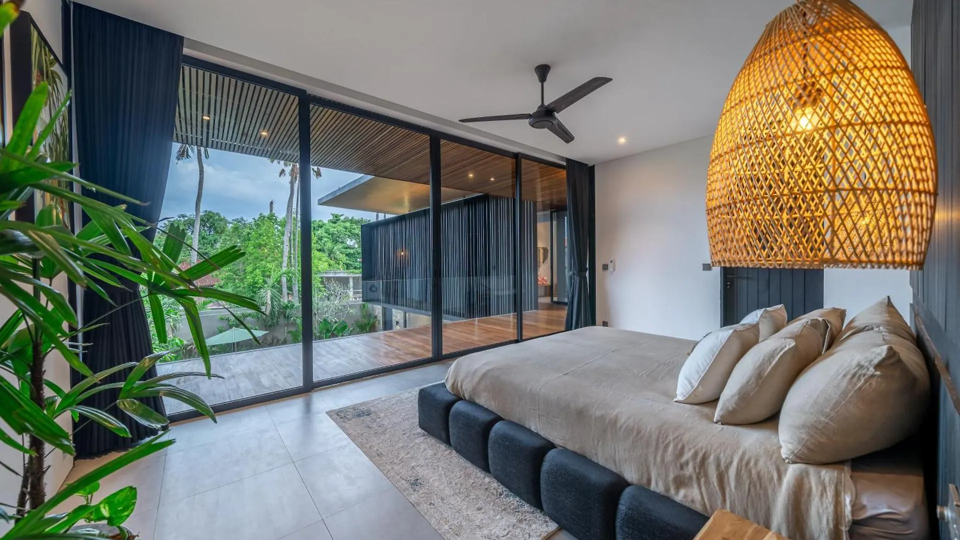 The Continental Modern Luxury 4 Bedroom Villa In Seminyak Central
